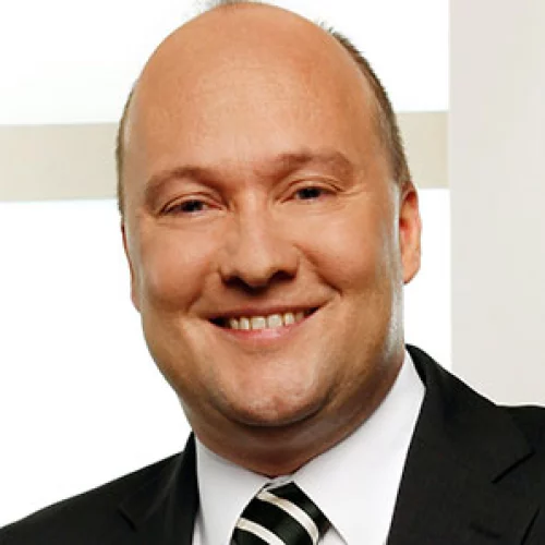 Headshot of BCG expert Michael Russman