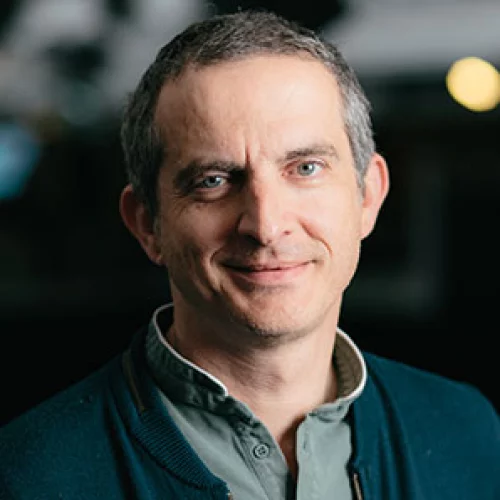 Headshot of BCG expert Mathieu Menegaux