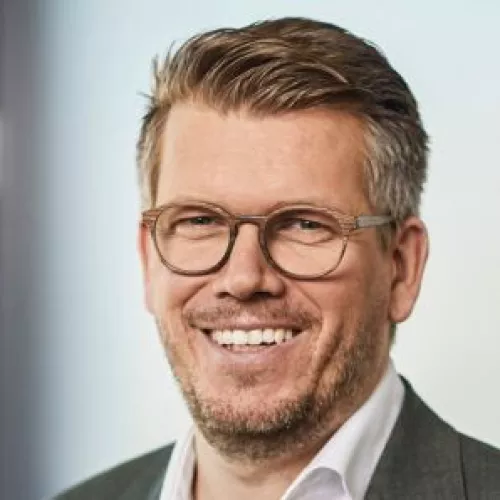 Oliver_Schwager.png.jpg