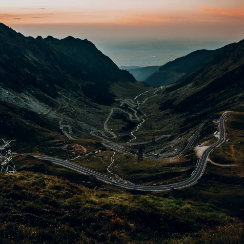 Why Rising Interest Rates Aren't a Cure-All for Banks | rectangle dark