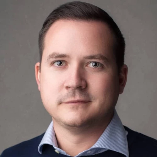 Headshot of BCG expert Lucas Chaumontet