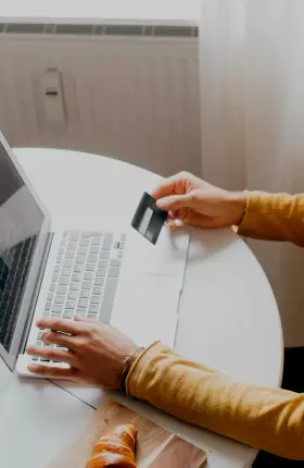 Leading Online Shoppers to the Finish Line- hero Gradient