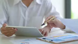 Drive-Margin-Improvements-with-Effective-Contract-Management.jpg