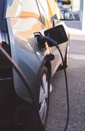 Electric Cars Are Finding Their Next Gear - rectangle