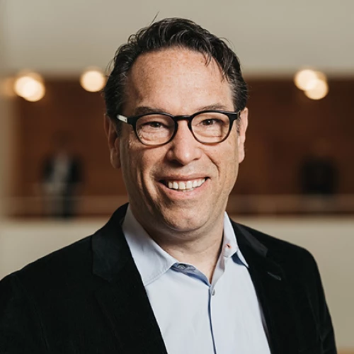 Headshot of BCG expert Tim Nolan